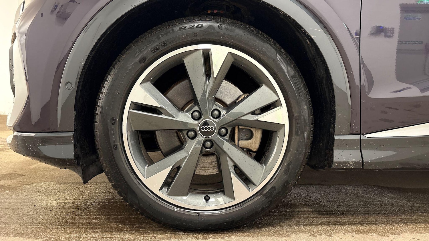 Used Audi Q4 e-tron 2023 for sale - 77520222: Photo 5