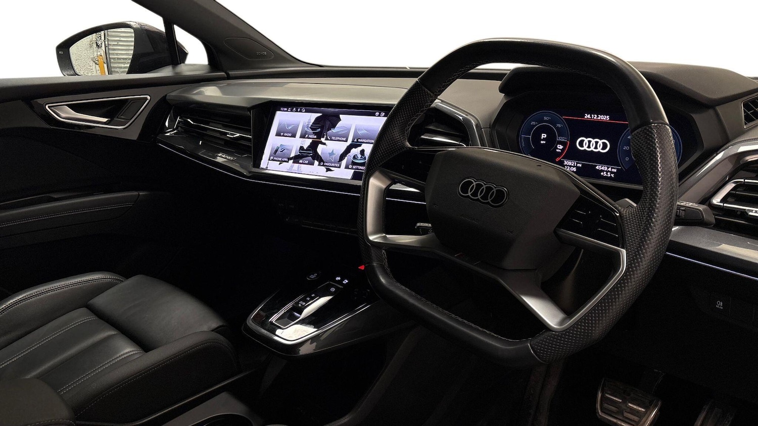 Used Audi Q4 e-tron 2023 for sale - 77520222: Photo 6