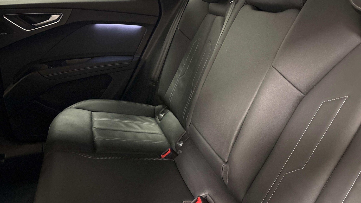 Used Audi Q4 e-tron 2023 for sale - 77520222: Photo 7