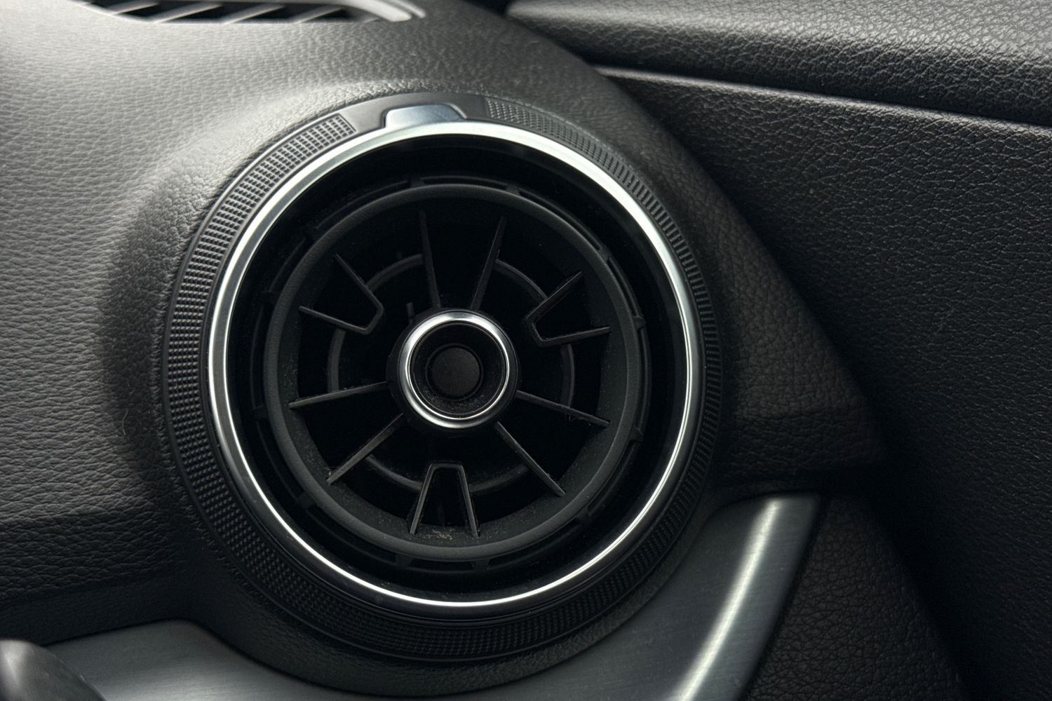 Used Audi Q2 2019 for sale - 78052655: Photo 52