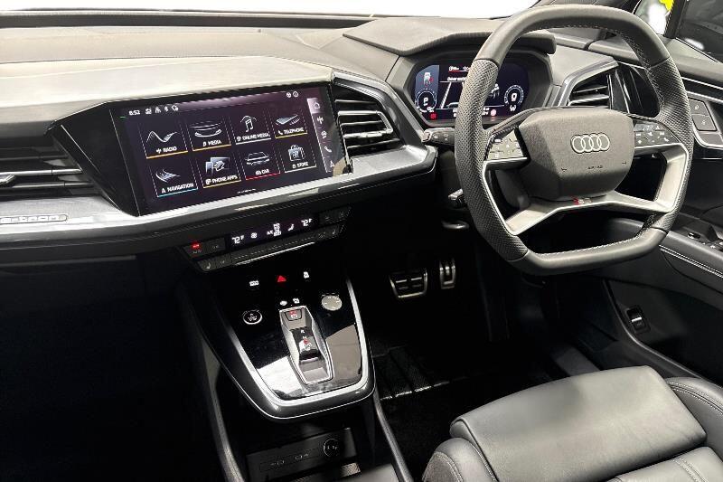 Used Audi Q4 e-tron 2024 for sale - 76171260: Photo 15