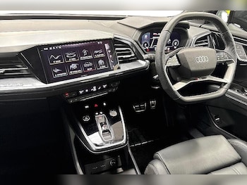Used Audi Q4 e-tron 2024 for sale - 76171260: Photo 2