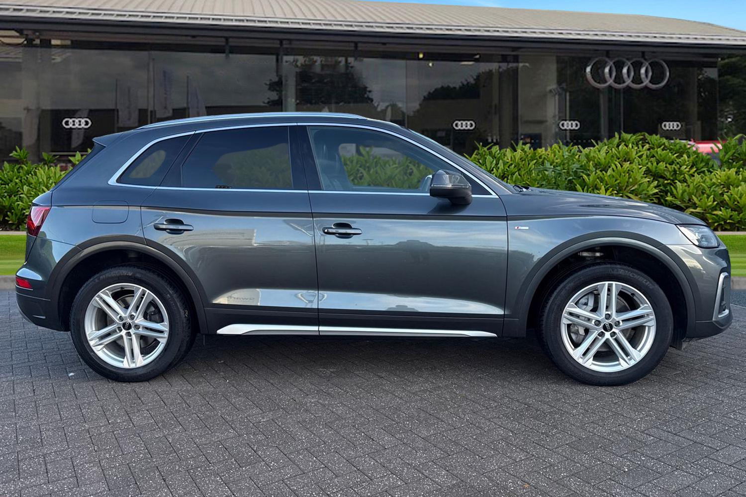 Used Audi Q5 2022 for sale - 77006876: Photo 3