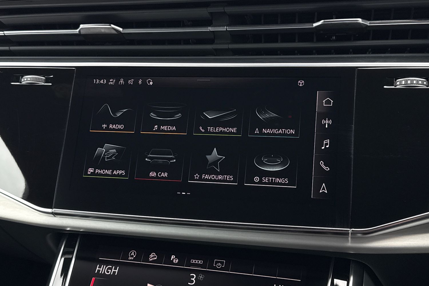 Used Audi Q7 2023 for sale - 77308727: Photo 28