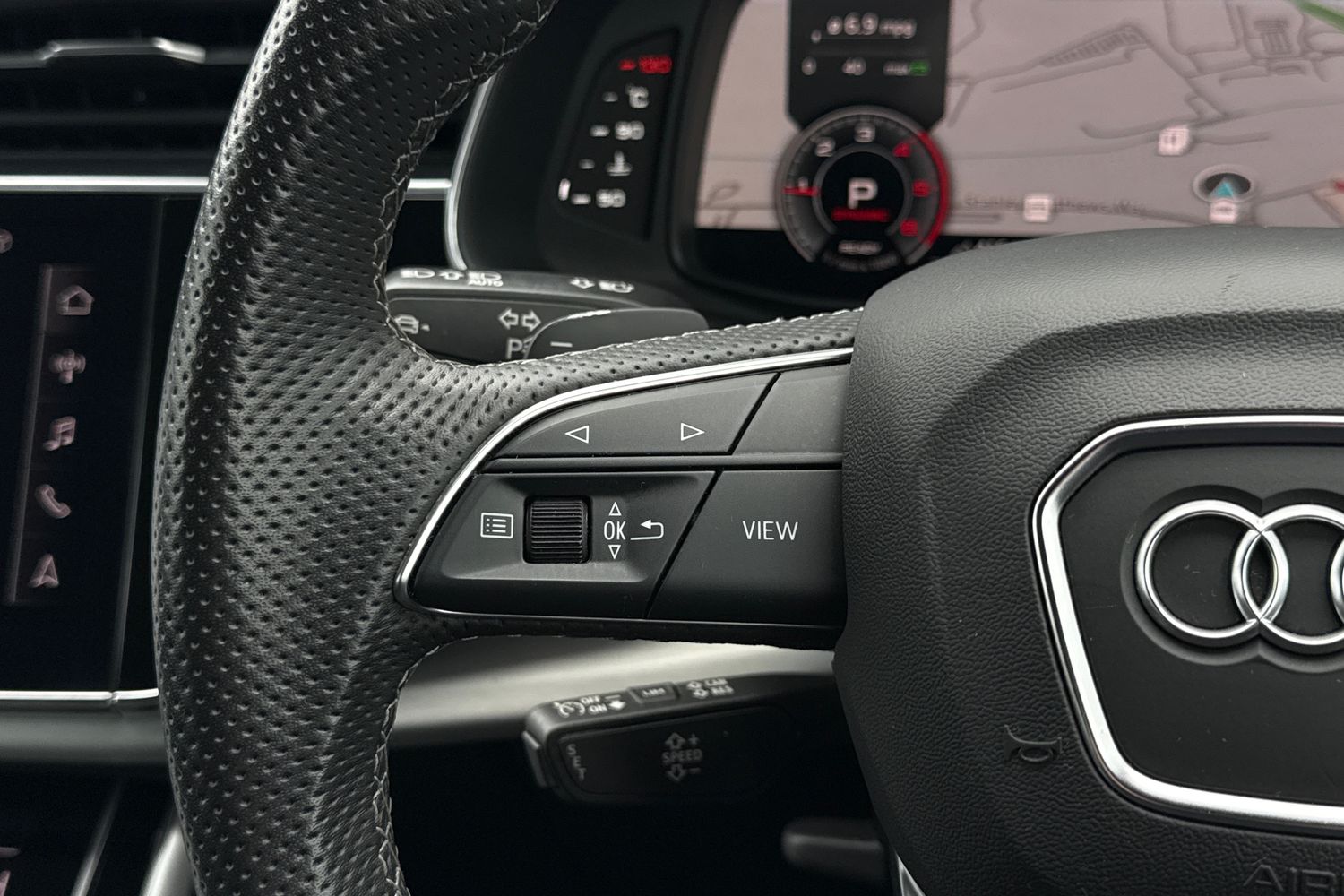 Used Audi Q7 2023 for sale - 77308727: Photo 38