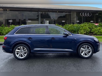 Used Audi Q7 2023 for sale - 77308727: Photo