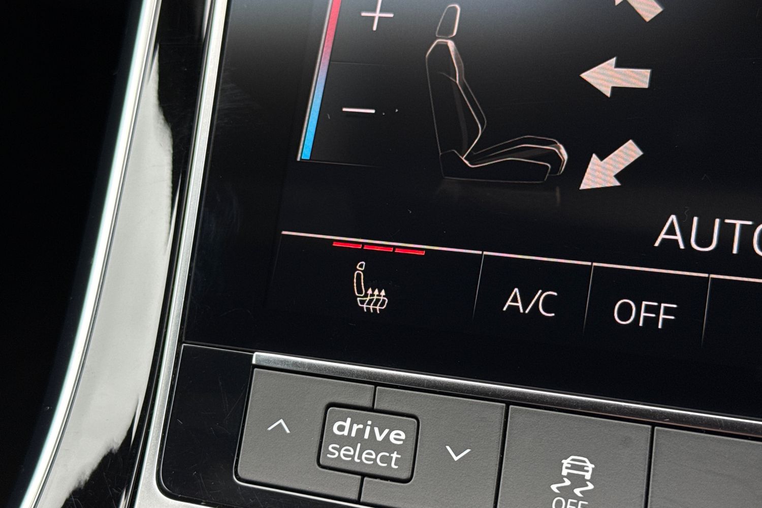 Used Audi Q7 2023 for sale - 77308727: Photo 44