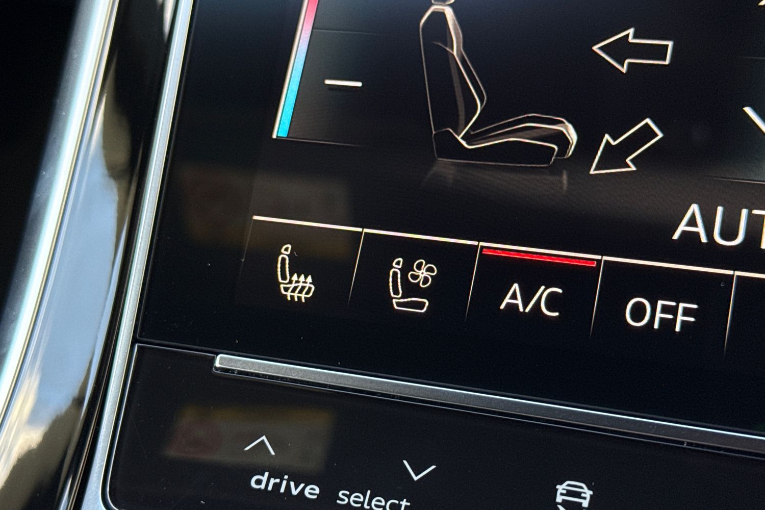 Used Audi RS Q8 2026 for sale - 76767840: Photo 45