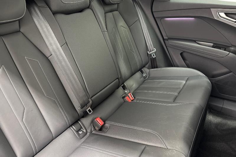 Used Audi Q4 e-tron 2024 for sale - 76353200: Photo 10