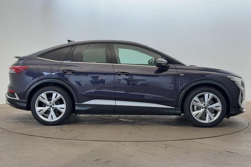 Used Audi Q4 e-tron 2024 for sale - 76353200: Photo 4