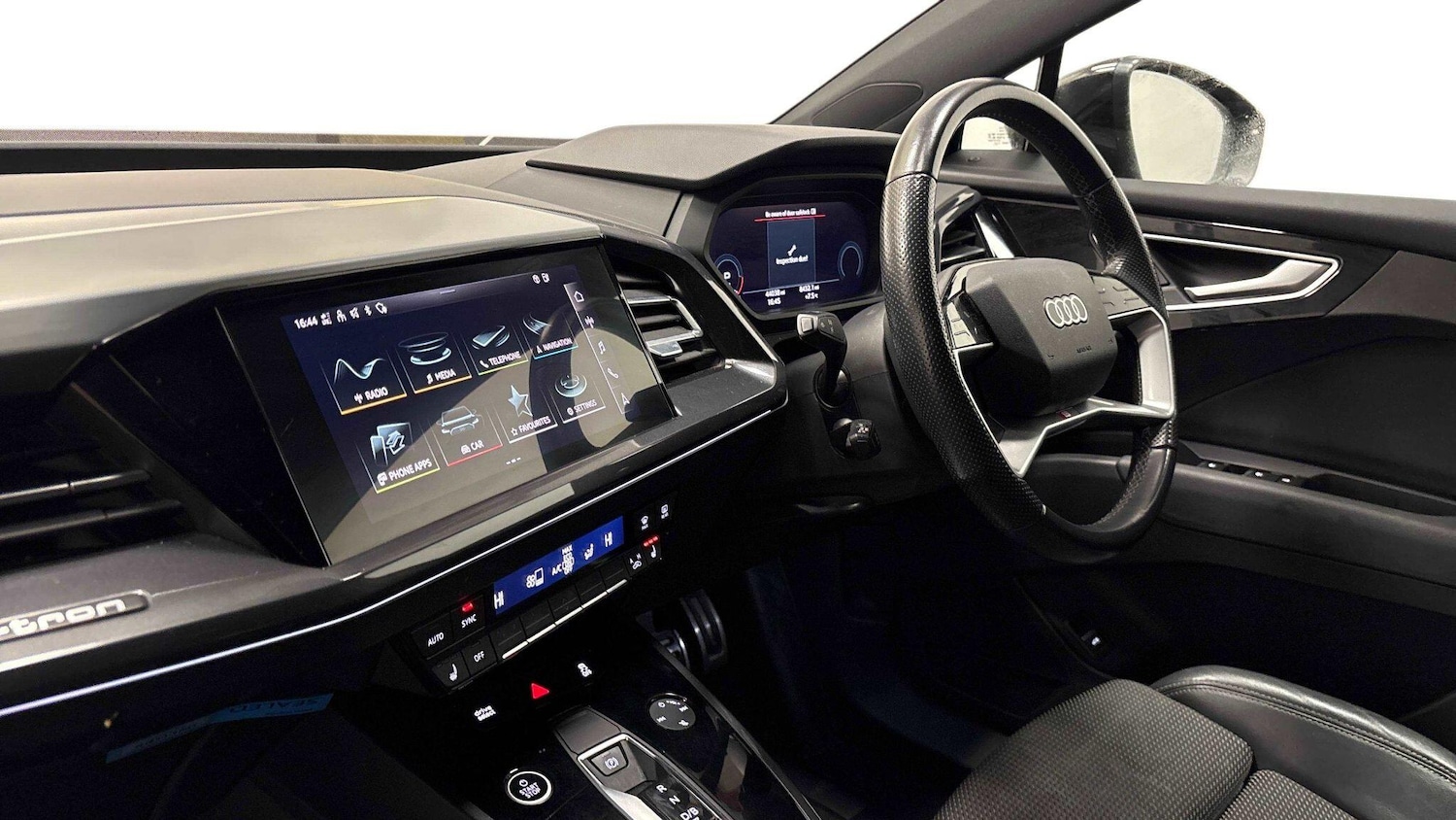 Used Audi Q4 e-tron 2021 for sale - 77520282: Photo 2