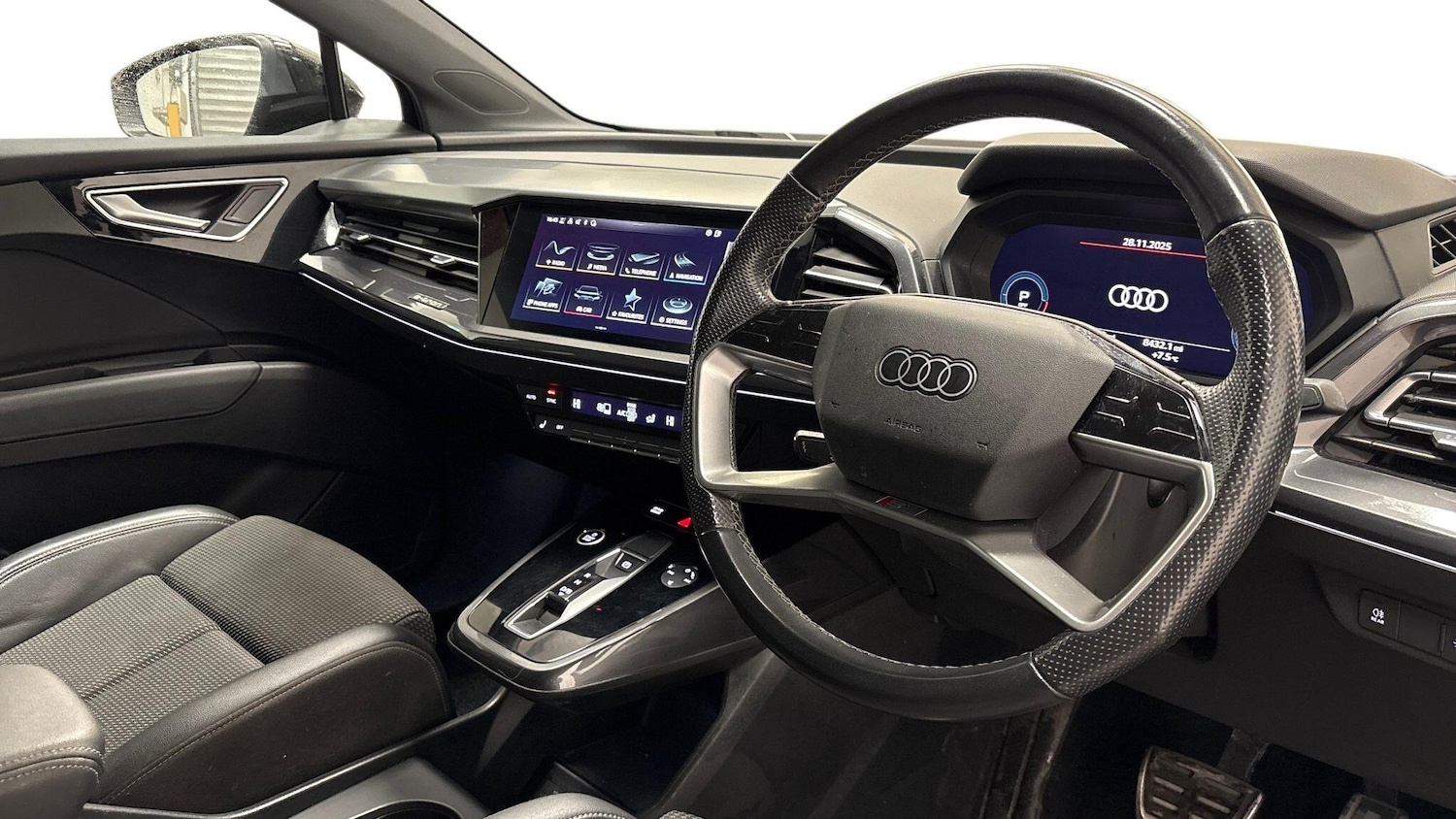 Used Audi Q4 e-tron 2021 for sale - 77520282: Photo 6