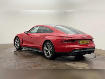 Used Audi e-tron GT 2023 for sale - 76274555: Photo 3