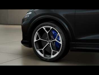 Used Audi RS Q8 2025 for sale - 74287300: Photo