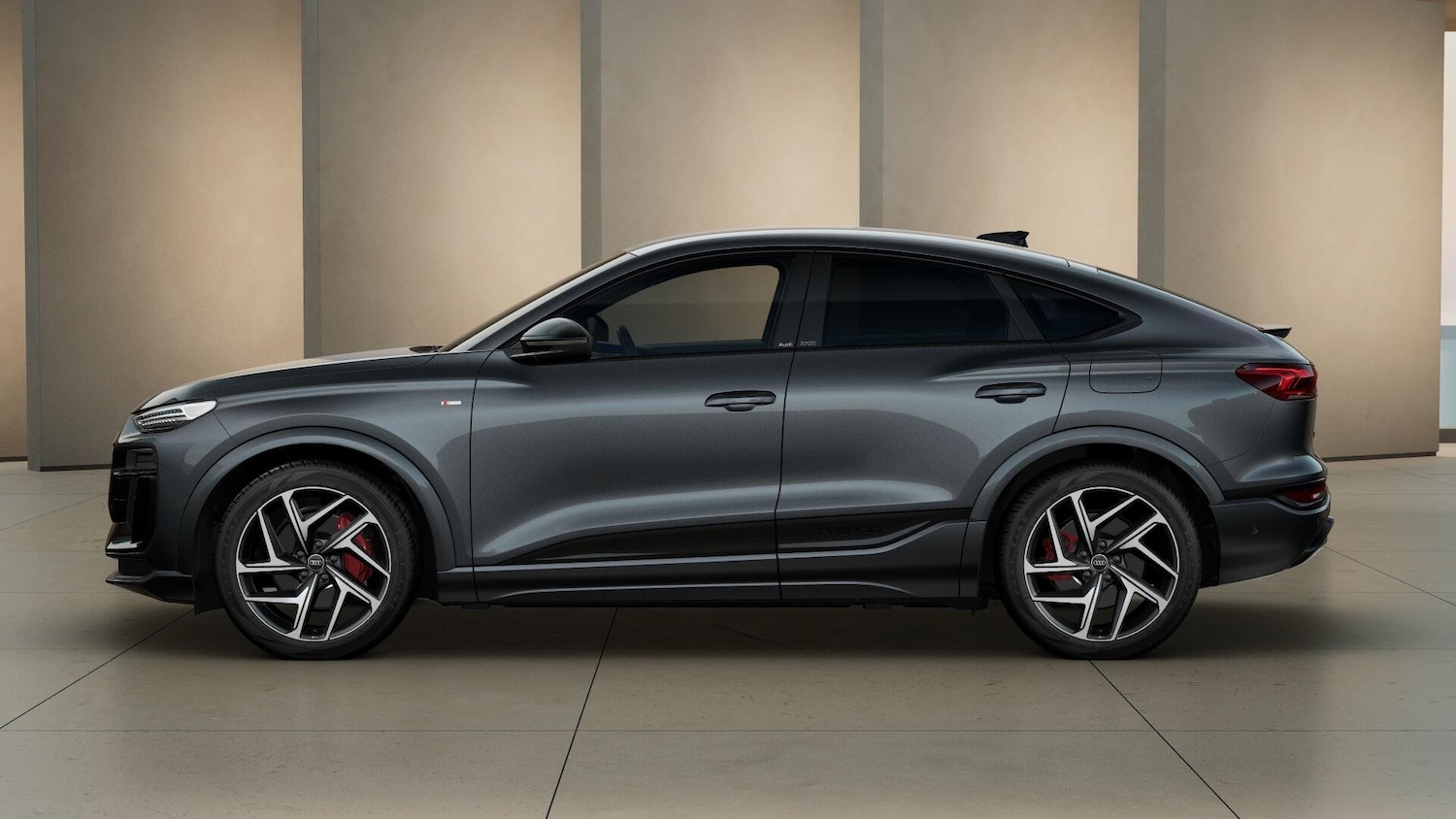 Used Audi Q6 e-tron 2025 for sale - 76353283: Photo 3