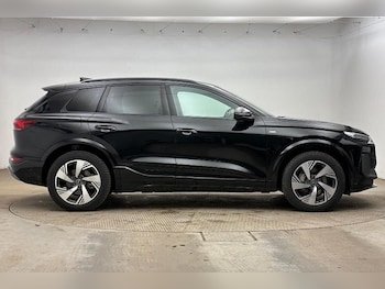 Used Audi Q6 e-tron 2025 for sale - 79582604: Photo