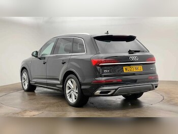 Used Audi Q7 2023 for sale - 78422123: Photo