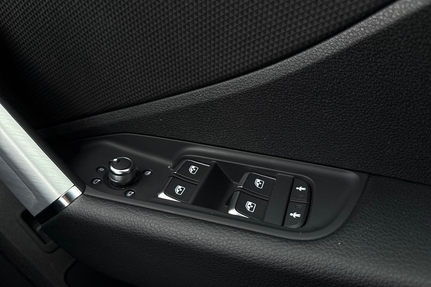 Used Audi Q2 2024 for sale - 77787599: Photo 59