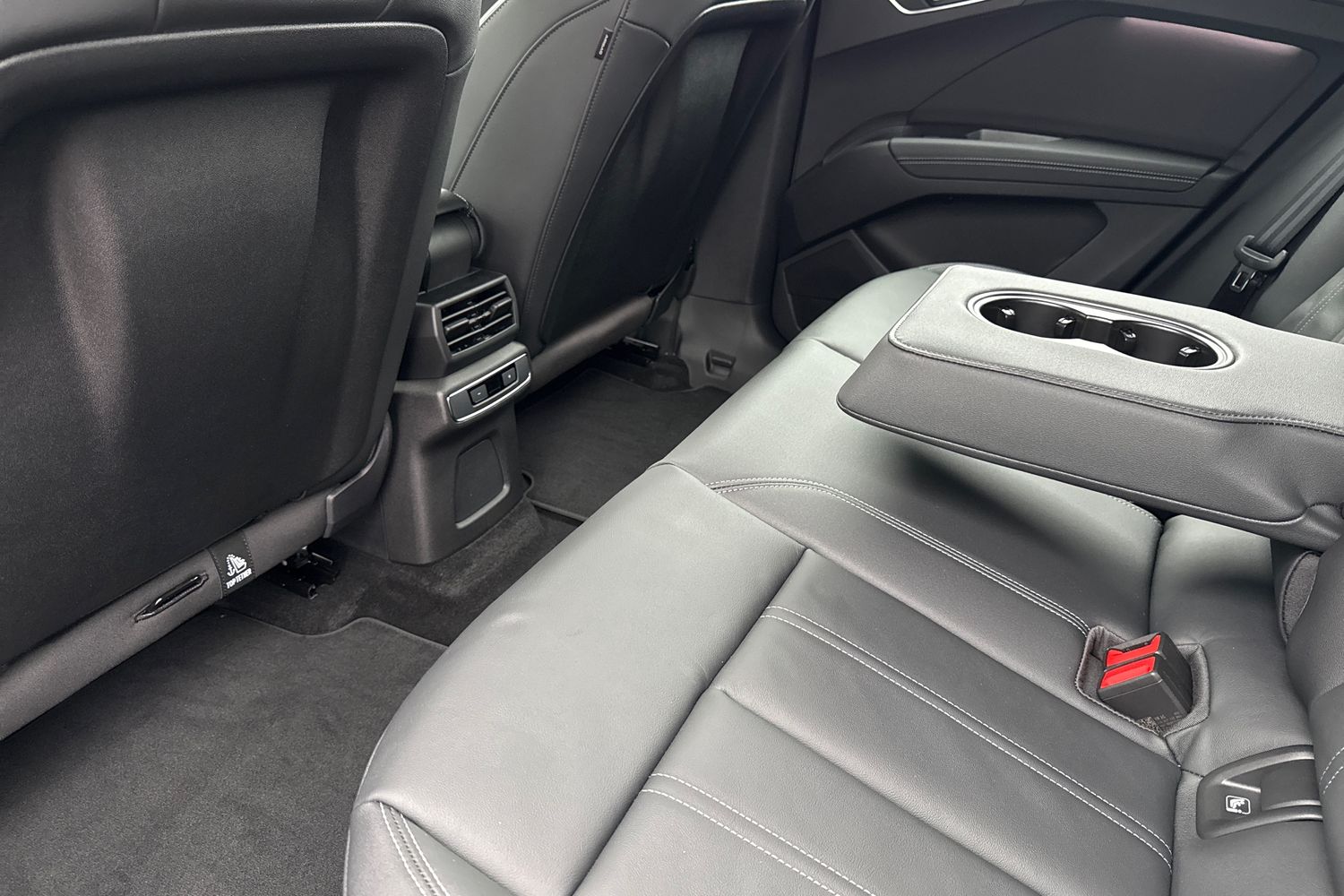 Used Audi Q4 e-tron 2025 for sale - 76896132: Photo 60