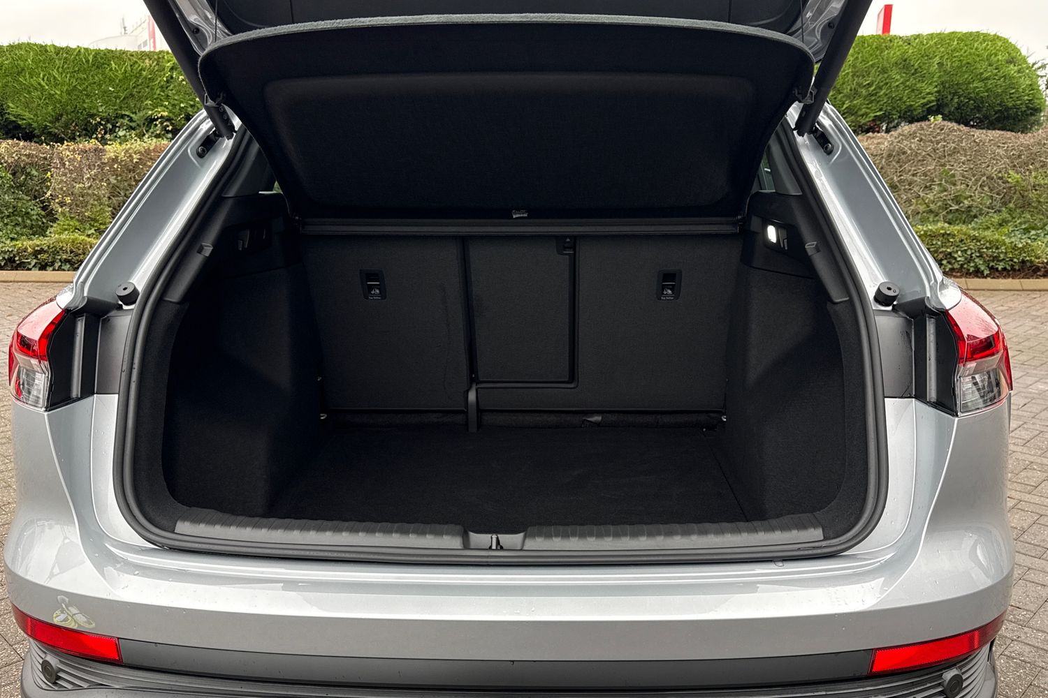 Used Audi Q4 e-tron 2025 for sale - 76896132: Photo 7