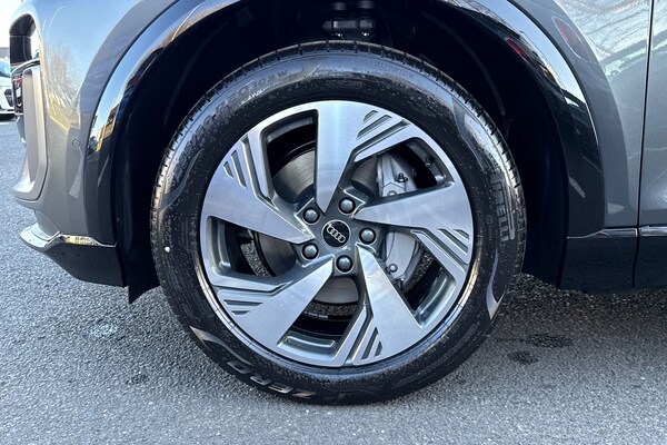Used Audi Q6 e-tron 2025 for sale - 74854866: Photo 11
