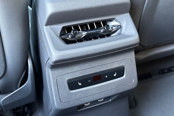Used Audi Q6 e-tron 2025 for sale - 74854866: Photo 47