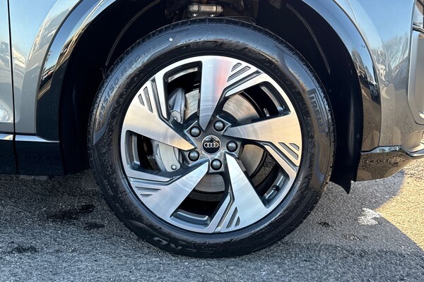Used Audi Q6 e-tron 2025 for sale - 74854866: Photo 9