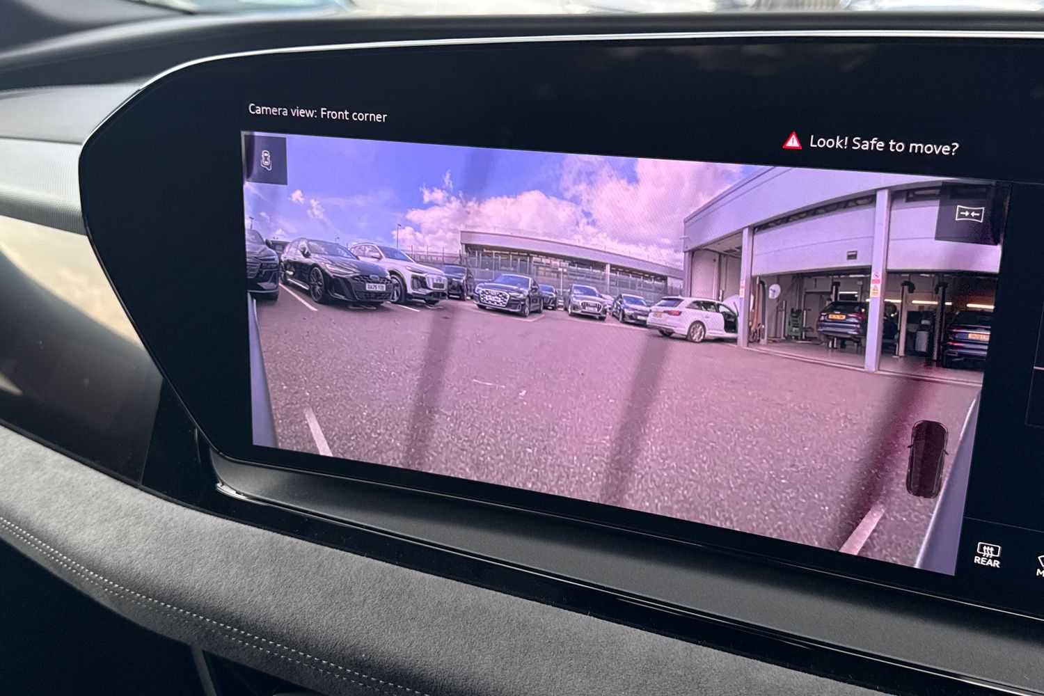 Used Audi Q6 e-tron 2026 for sale - 77383051: Photo 45