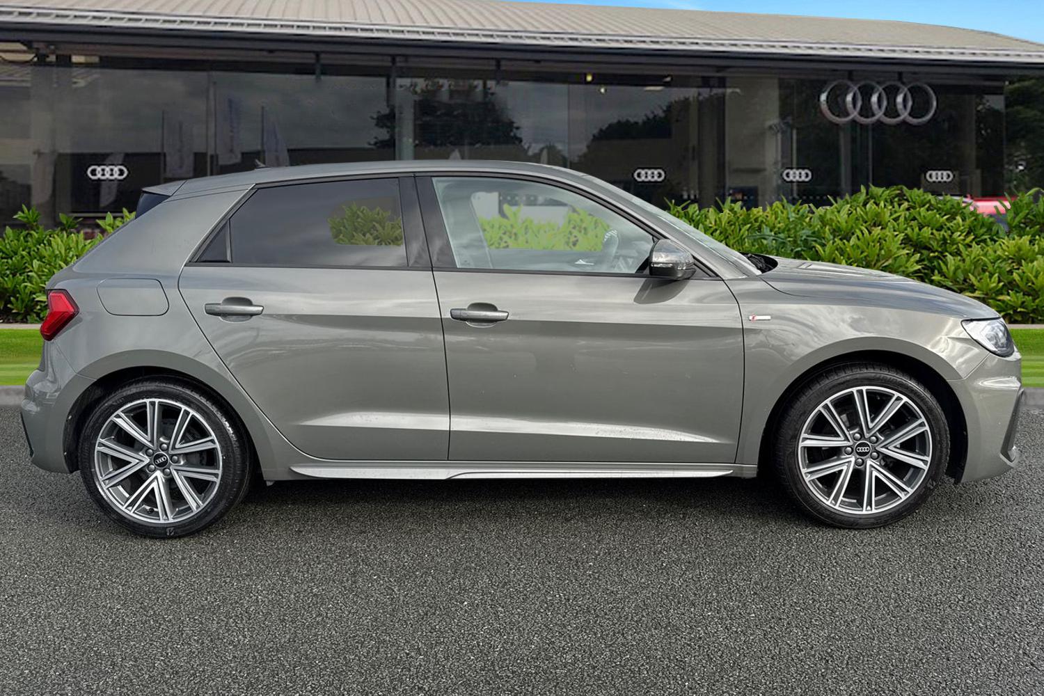 Used Audi A1 2024 for sale - 76368724: Photo 3