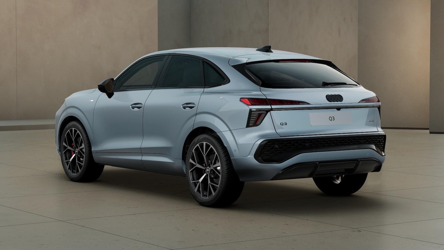 Used Audi Q3 2025 for sale - 76697813: Photo 2