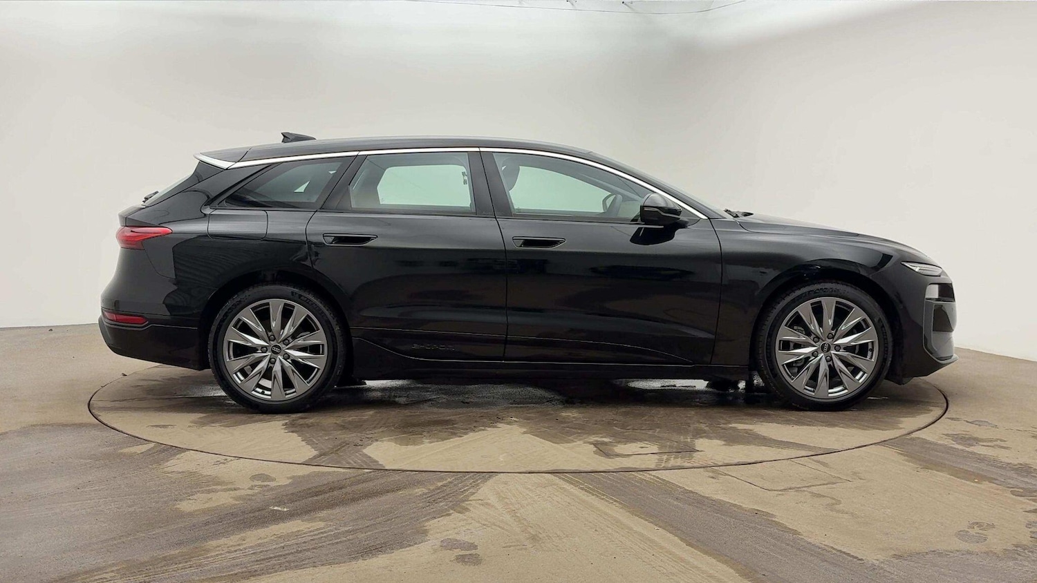 Used Audi A6 e-tron Avant 2025 for sale - 77106878: Photo 4