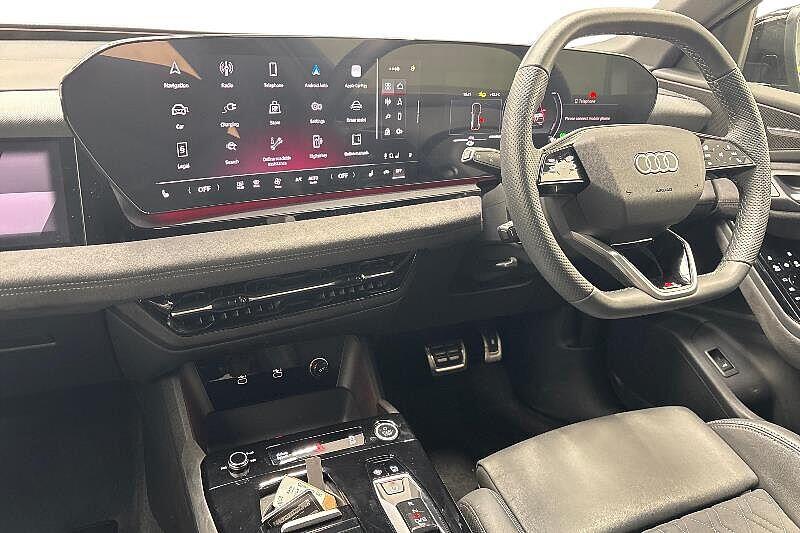 Used Audi Q6 e-tron 2024 for sale - 76171233: Photo 2