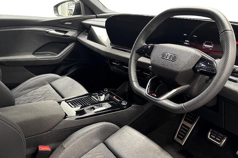 Used Audi Q6 e-tron 2024 for sale - 76171233: Photo 6