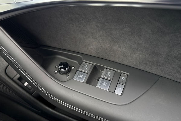 Used Audi RS6 Avant 2025 for sale - 75785984: Photo 57