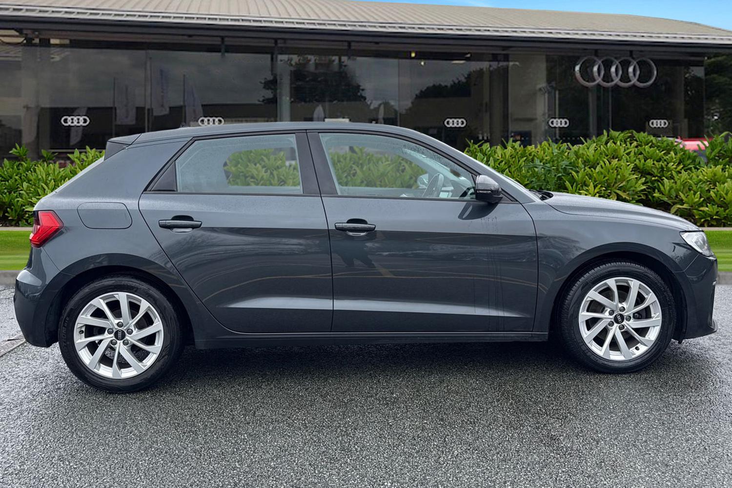 Used Audi A1 2022 for sale - 77340876: Photo 3