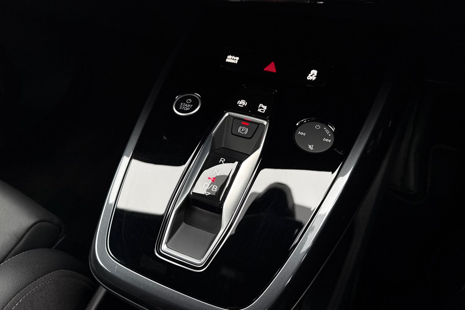 Used Audi Q4 e-tron 2023 for sale - 77443975: Photo 23