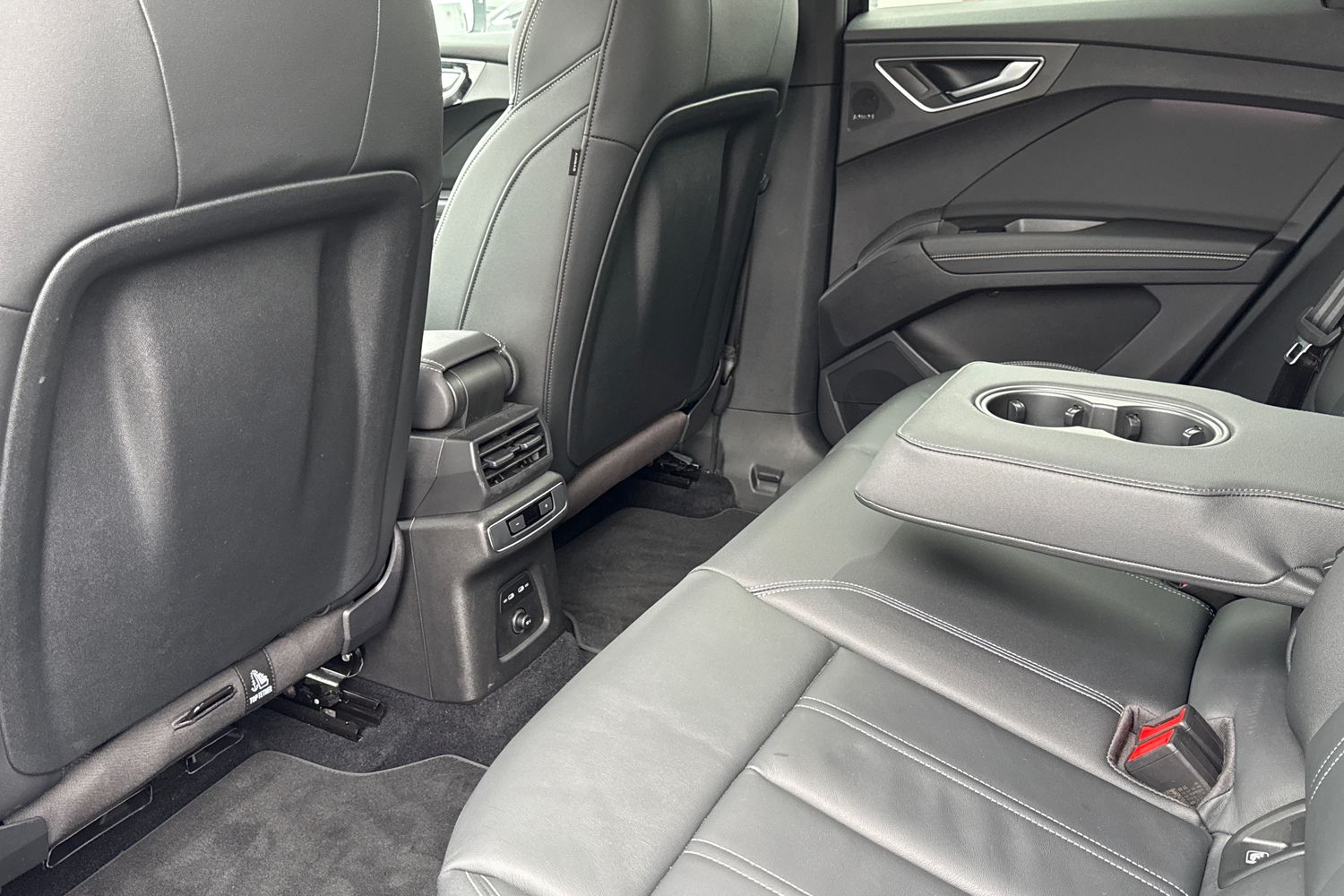 Used Audi Q4 e-tron 2023 for sale - 77443975: Photo 43