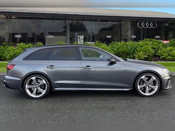 Used Audi S4 Avant 2022 for sale - 77849375: Photo
