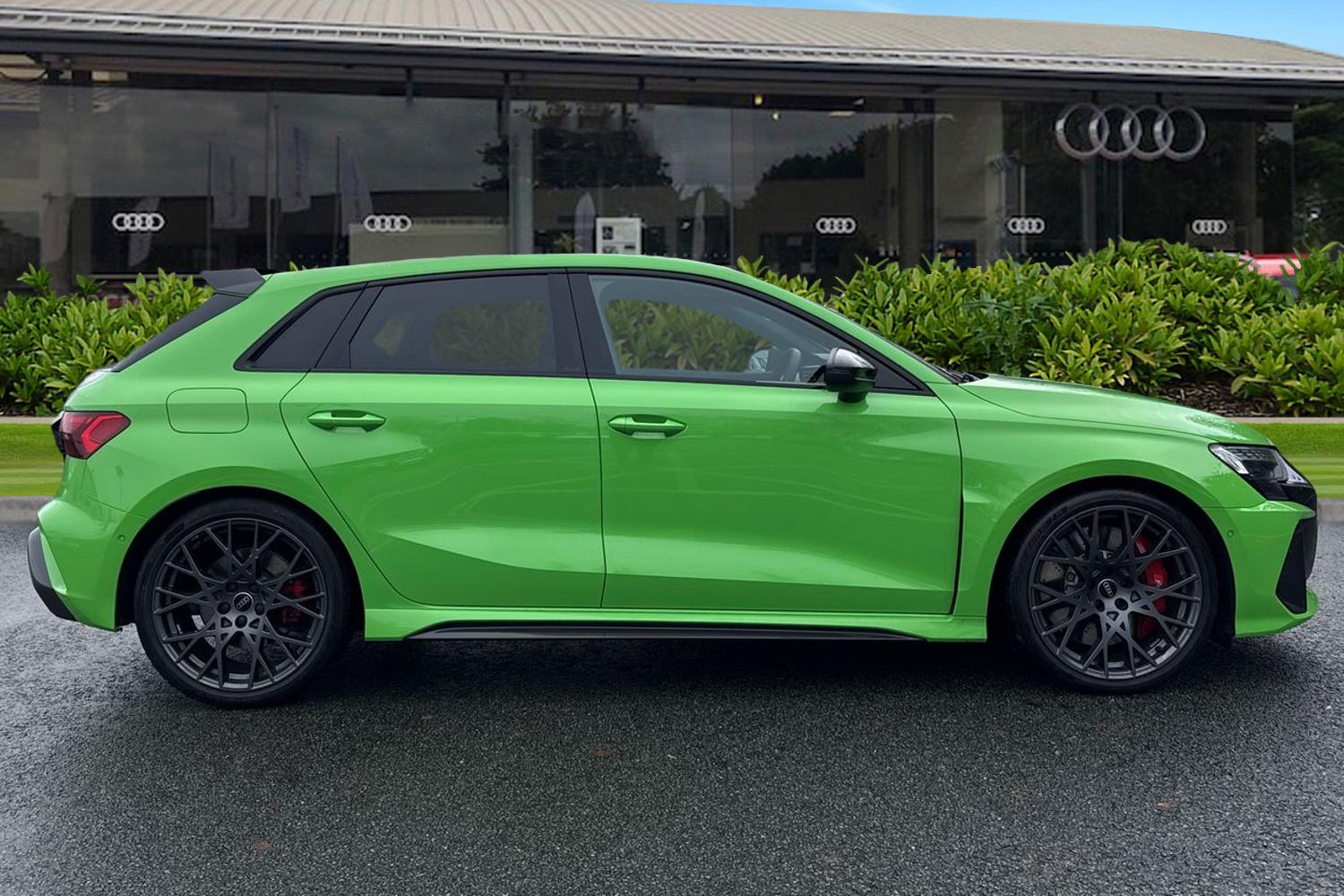 Used Audi RS3 2025 for sale - 77382404: Photo 3