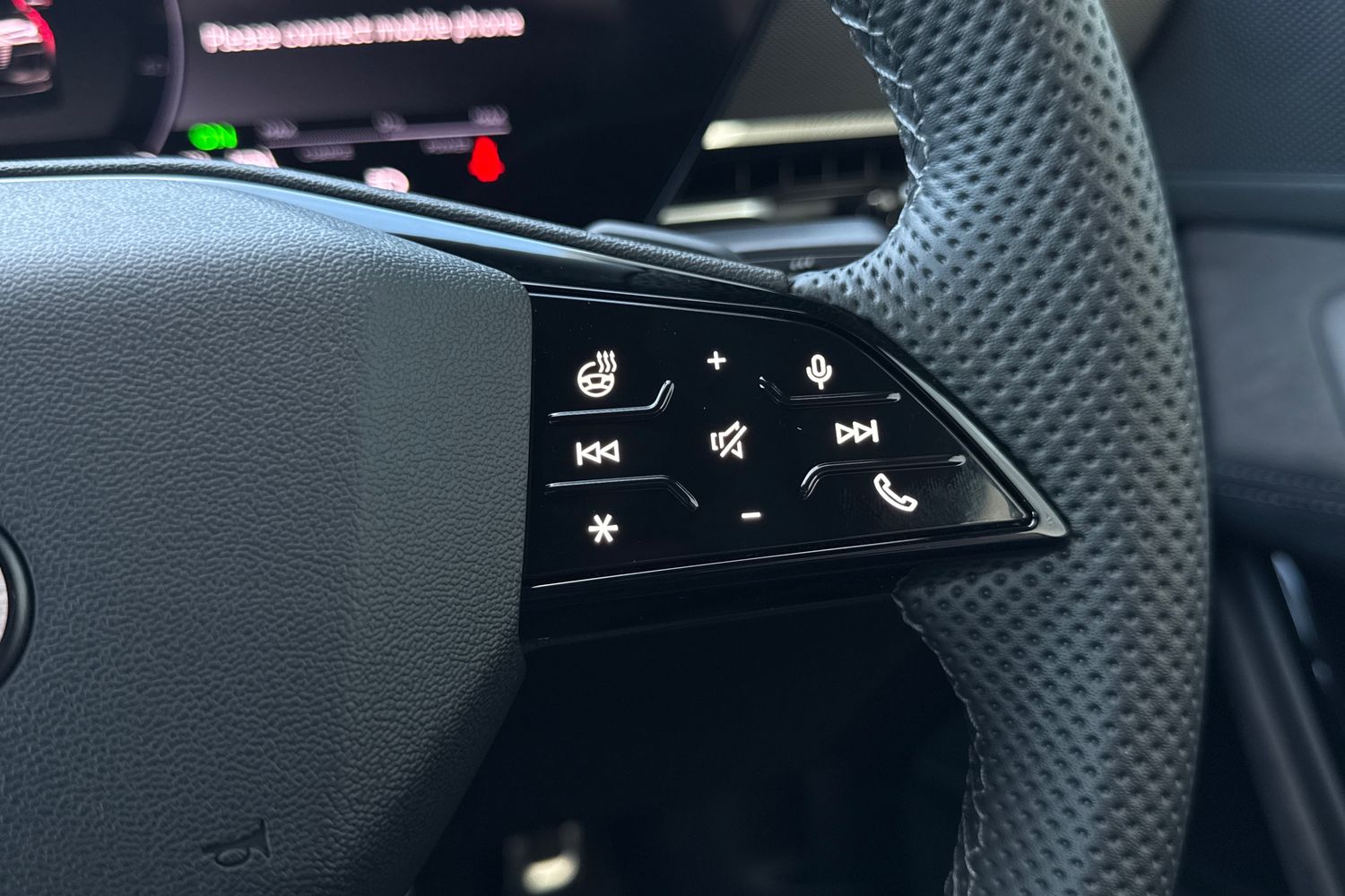 Used Audi Q6 e-tron 2025 for sale - 76896150: Photo 57