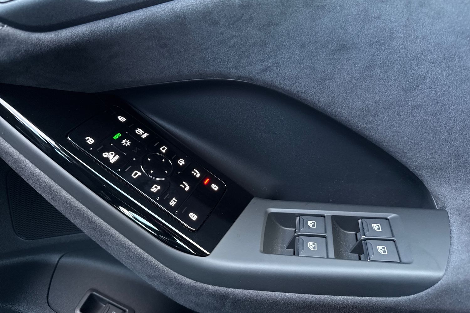 Used Audi Q6 e-tron 2025 for sale - 76896150: Photo 59