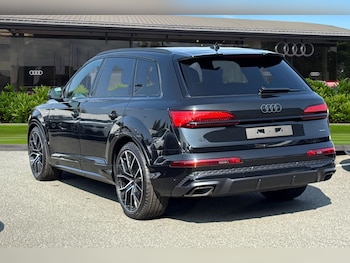 Used Audi Q7 2025 for sale - 75556939: Photo