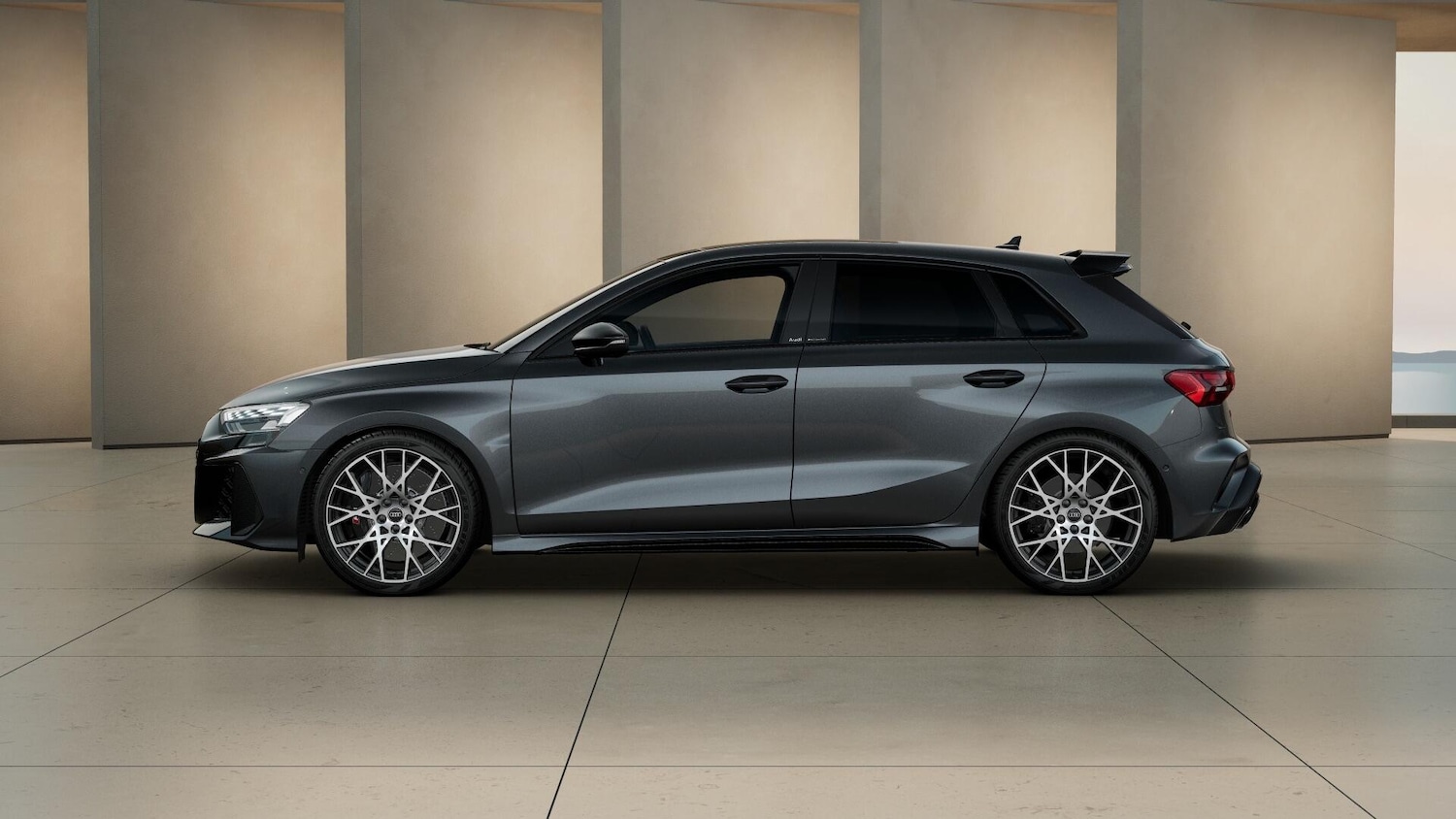 Used Audi RS3 2025 for sale - 76697767: Photo 3