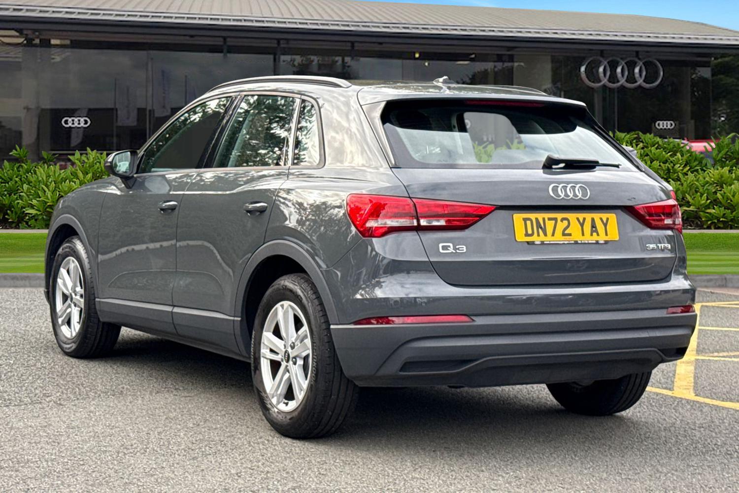 Used Audi Q3 2022 for sale - 76057538: Photo 2