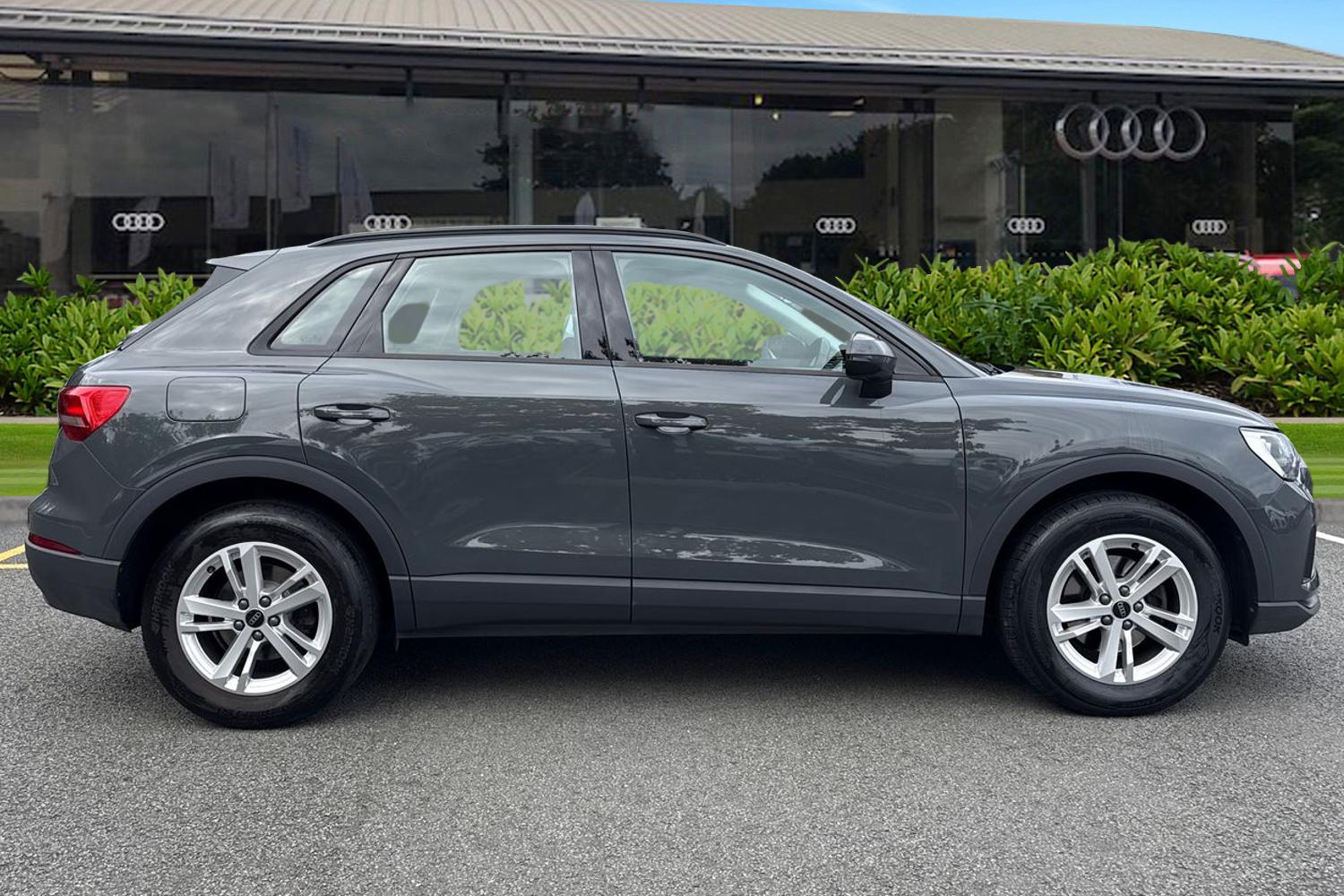 Used Audi Q3 2022 for sale - 76057538: Photo 3