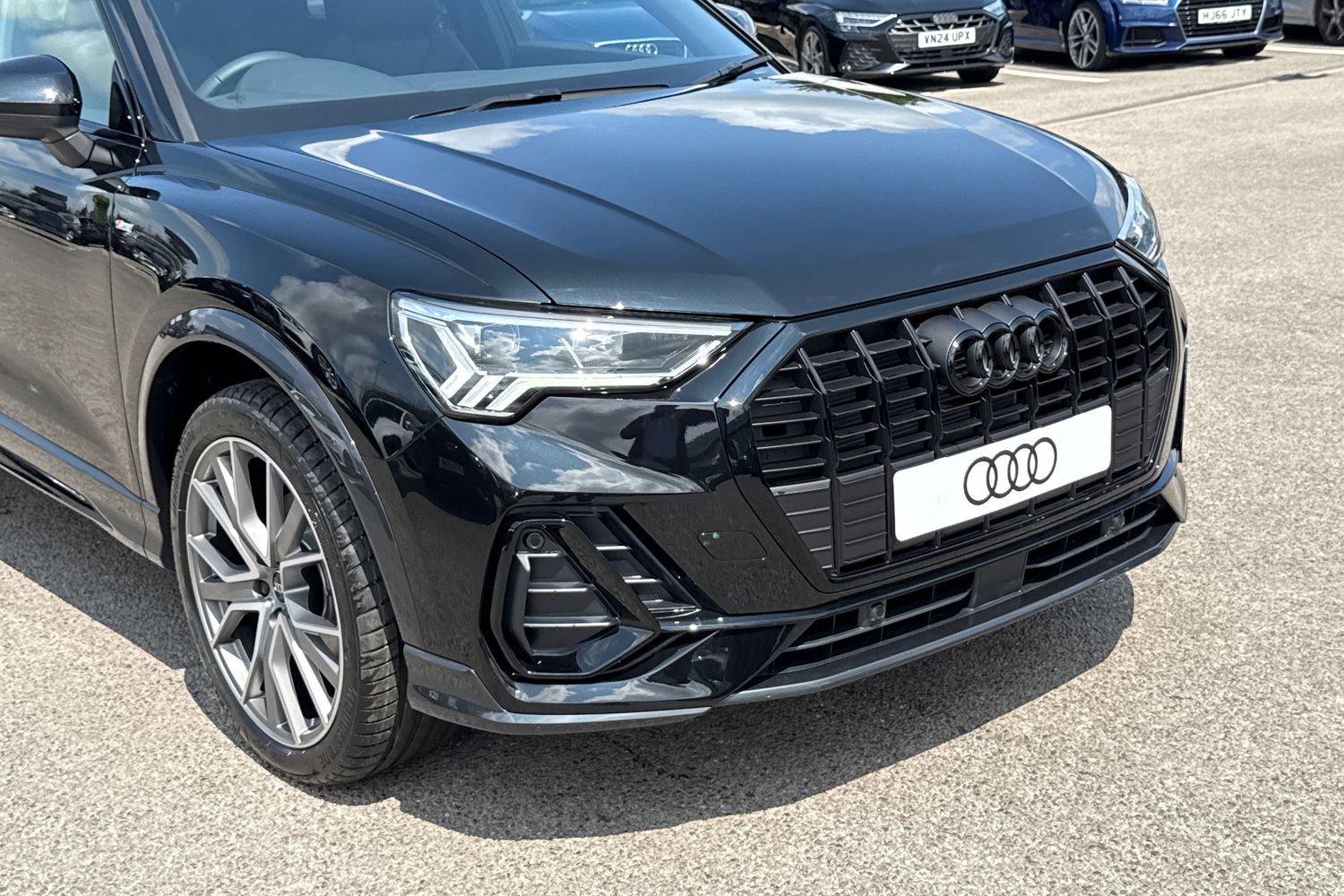 Used Audi Q3 2025 for sale - 76017582: Photo 8