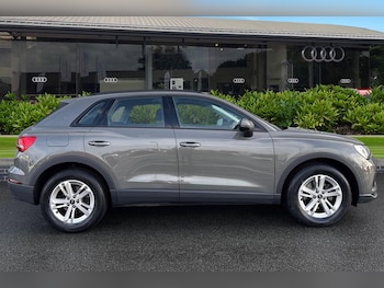 Used Audi Q3 2022 for sale - 76961676: Photo