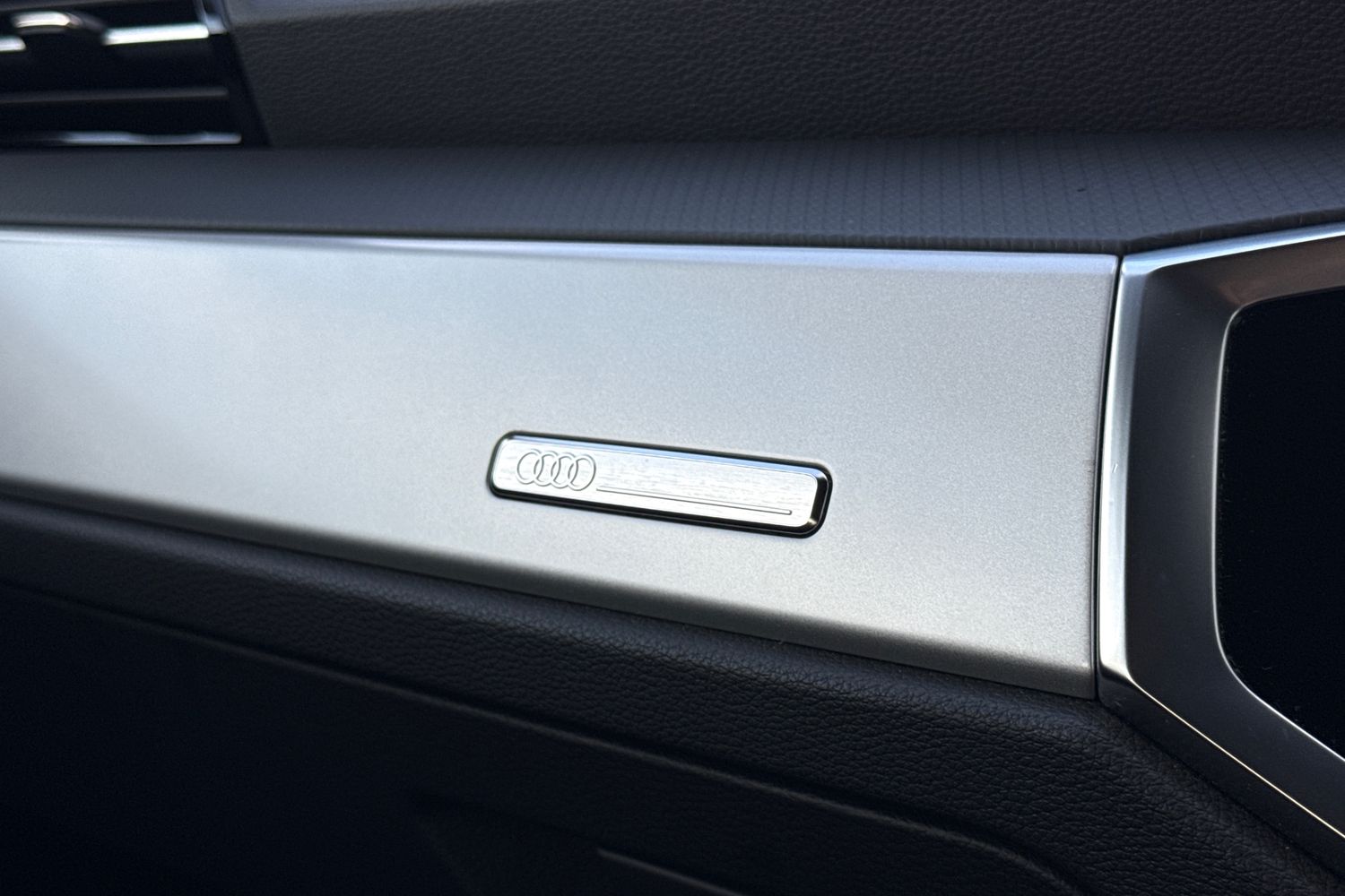 Used Audi Q3 2022 for sale - 76961676: Photo 45