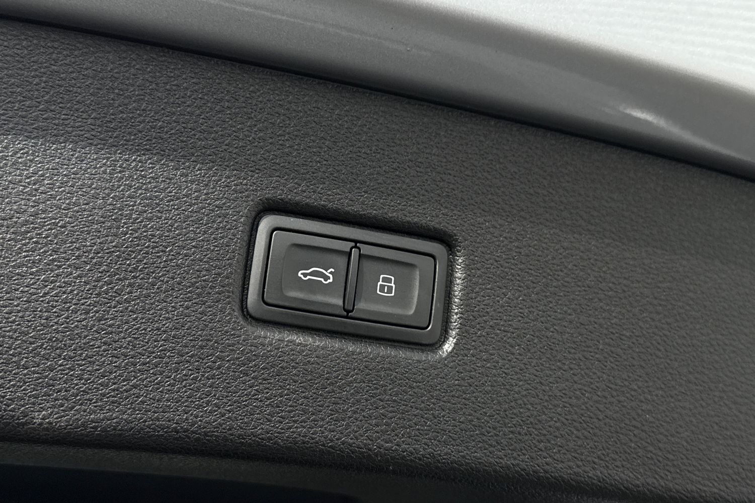 Vehicle 43