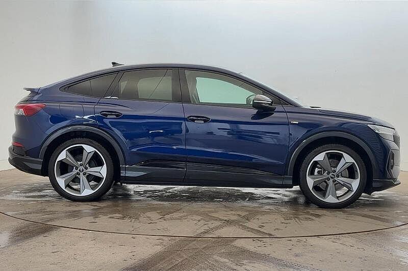 Used Audi Q4 e-tron 2025 for sale - 76171140: Photo 4